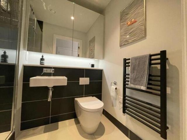 Apartment for rent in South Lane, West Yorkshire