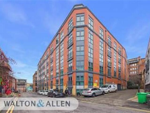 Apartment for rent in South Lane, West Yorkshire