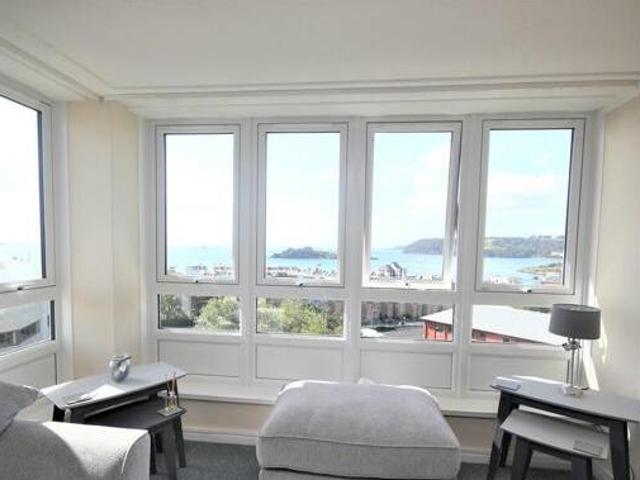 House for rent in Follaton, Strode