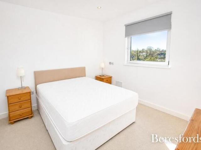 Apartment for rent in South Lane, West Yorkshire