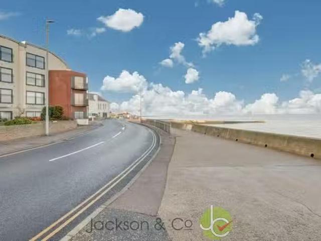 Apartment for rent in Frinton and Walton, Dale Hill