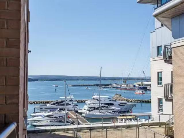 Apartment for rent in Watergate, Devon