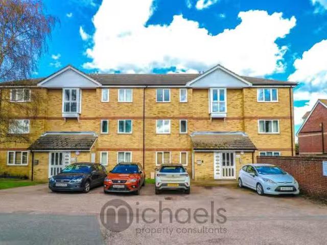 Apartment for rent in Chelmondiston, Suffolk