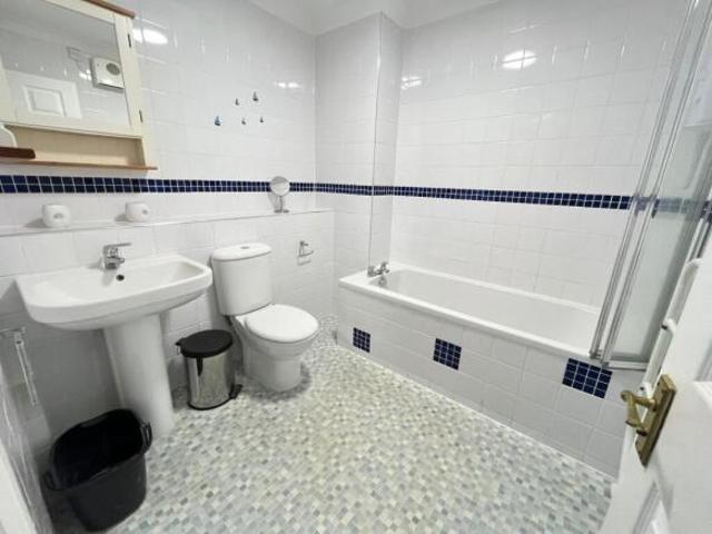 Apartment for rent in Folkestone, Kent