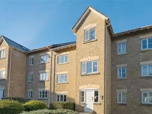 Apartment for rent in Little Moor End, Backburn