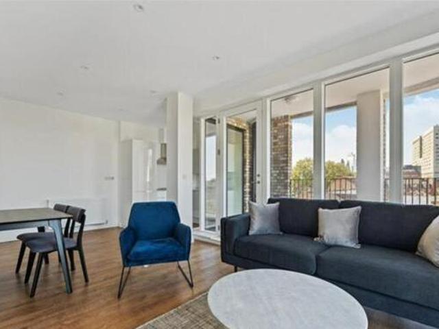 House for rent in Lyons, Greater London