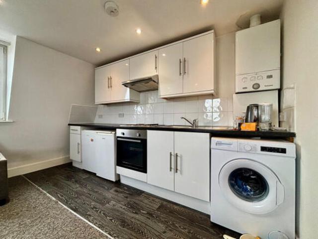 Apartment for rent in Tooting Graveney, Isle Of Man