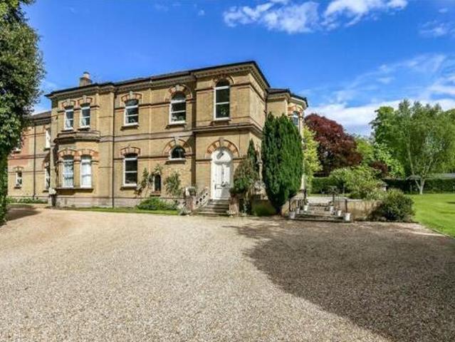 House for rent in Lyons, Greater London