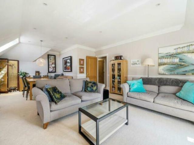 Apartment for rent in Charlotteville, Westborough