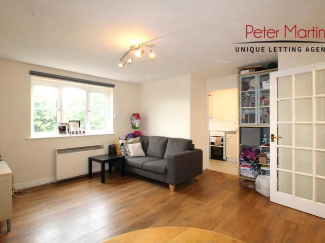 Apartment for rent in Cricklewood