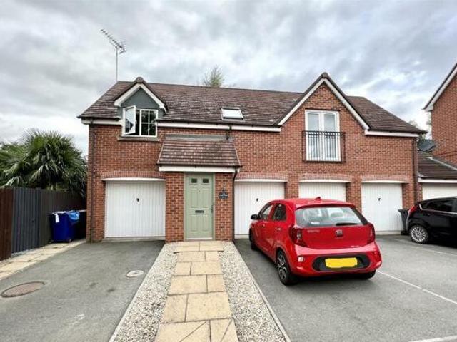 House for rent in The Wharf, Beamhurst