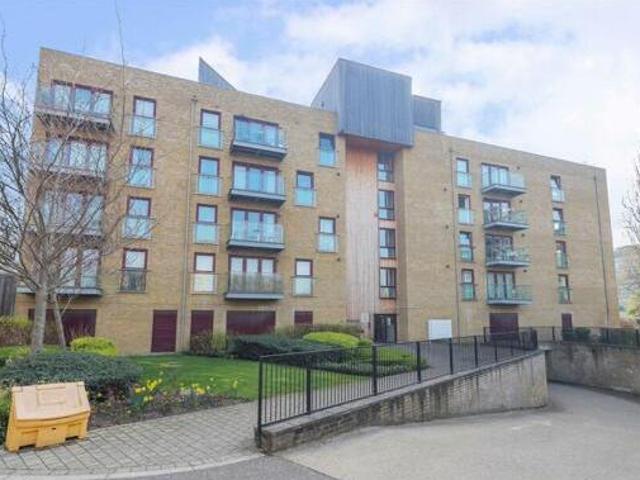 House for rent in Uxbridge, Greater London