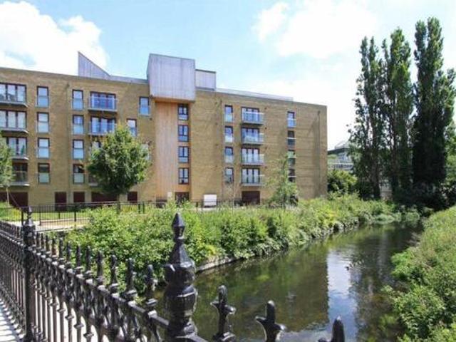 House for rent in Uxbridge, Greater London