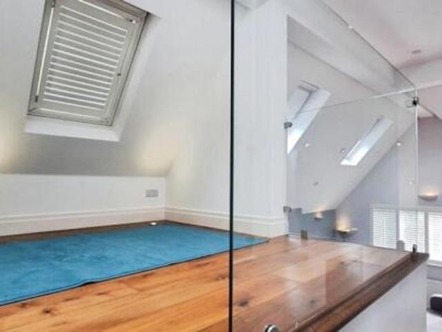 Apartment for rent in Ealing, Greater London