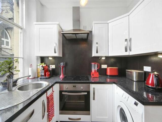 Apartment for rent in Uxbridge, Greater London