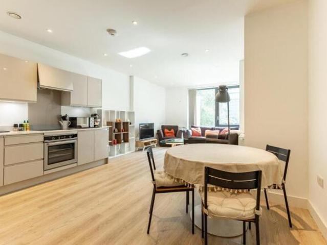 Apartment for rent in Aberfeldy Village, Blackwall