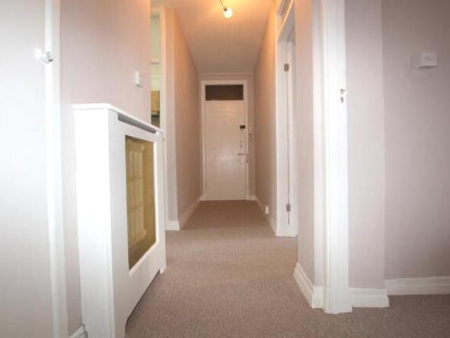 Apartment for rent in South Lane, West Yorkshire