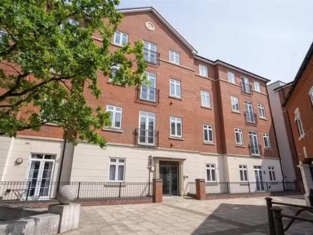 Apartment for rent in South Lane, West Yorkshire