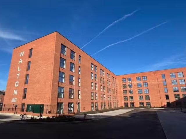 Apartment for rent in Stone, Baswich