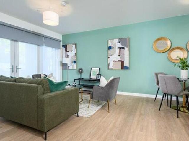 House for rent in Surrey, England