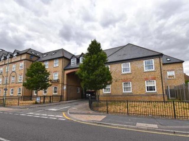 House for rent in Colliers End, Hertfordshire
