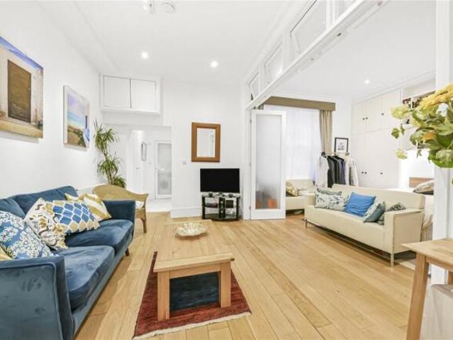 Apartment for rent in Maida Vale, Greater London