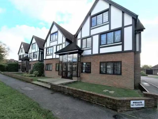 Apartment for rent in Forty Green, Isle Of Man