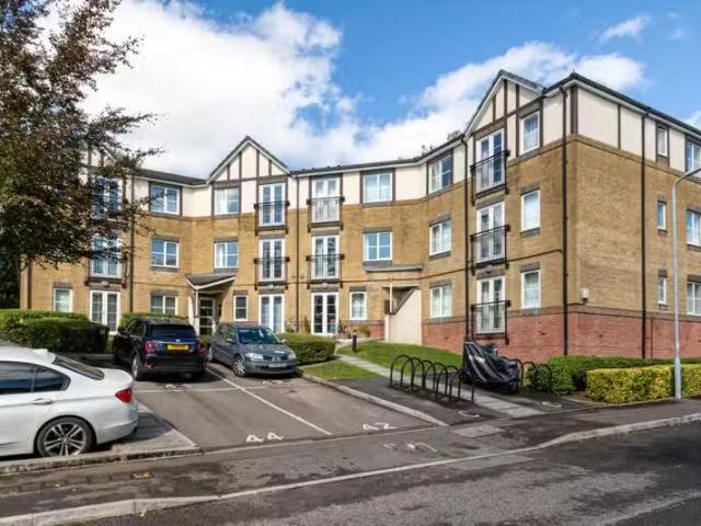 Apartment for rent in Falcon Lodge, Wales