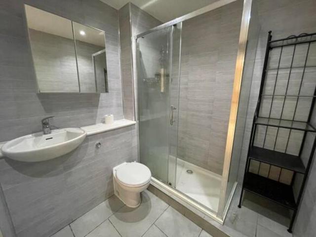 Apartment for rent in South Lane, West Yorkshire