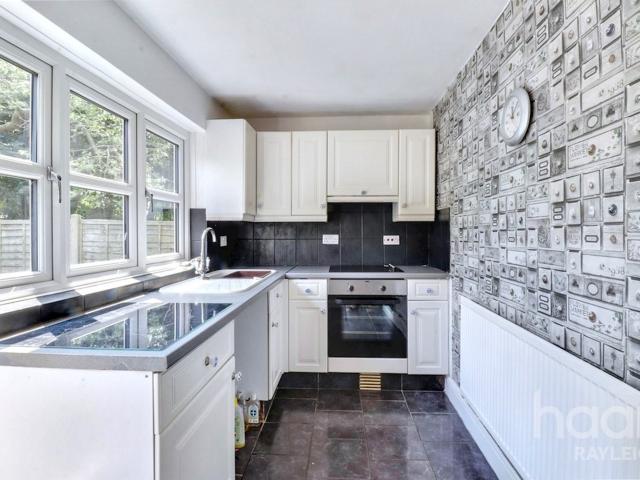 Apartment for rent in Alton Barnes, Essex