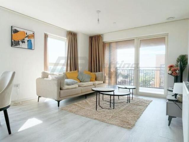 Apartment for rent in South Lane, West Yorkshire
