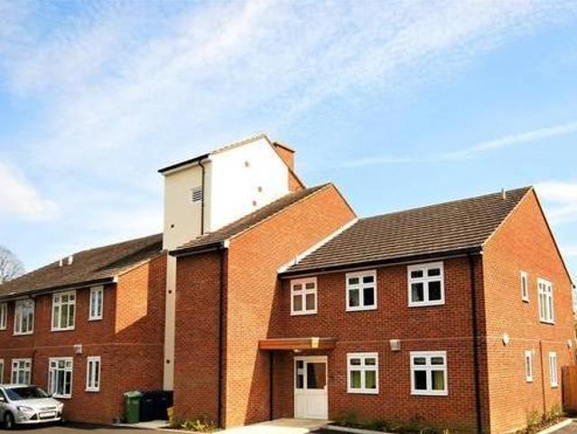 House for rent in Surrey