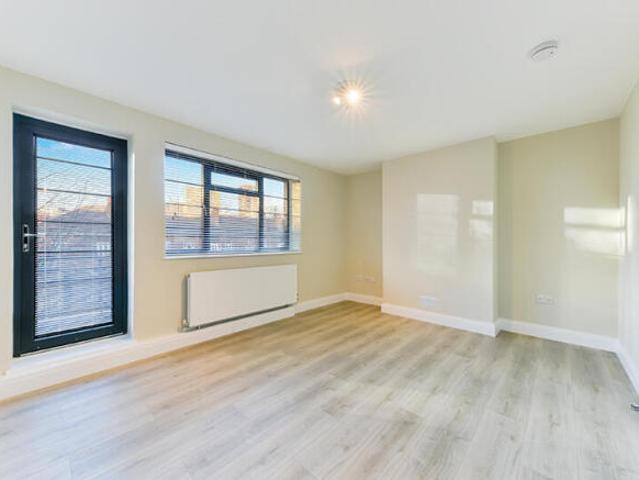 Apartment for rent in Cat Hill