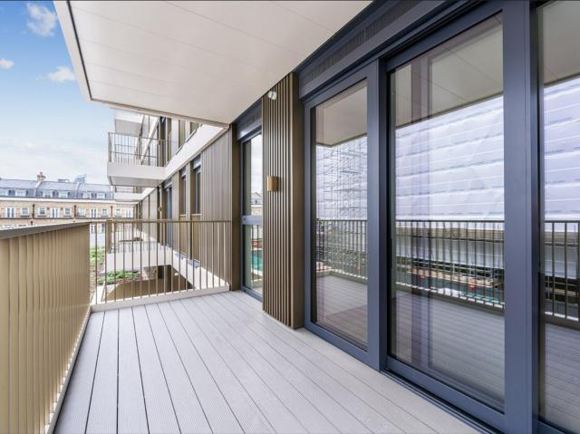 Apartment for rent in Sands End, Greater London