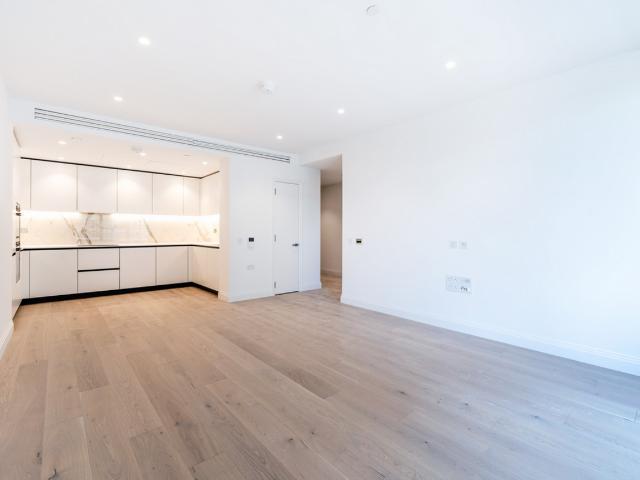 Apartment for rent in Sands End, Greater London