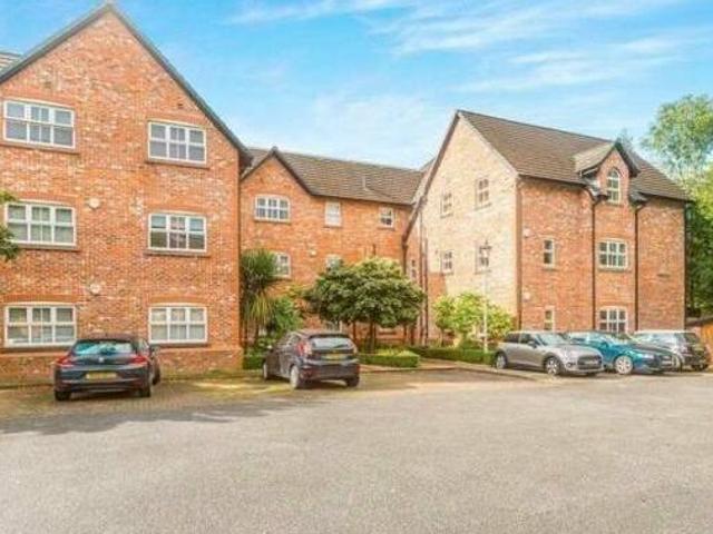 House for rent in Wilmslow
