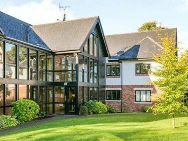 House for rent in Colshaw Farm, Wilmslow