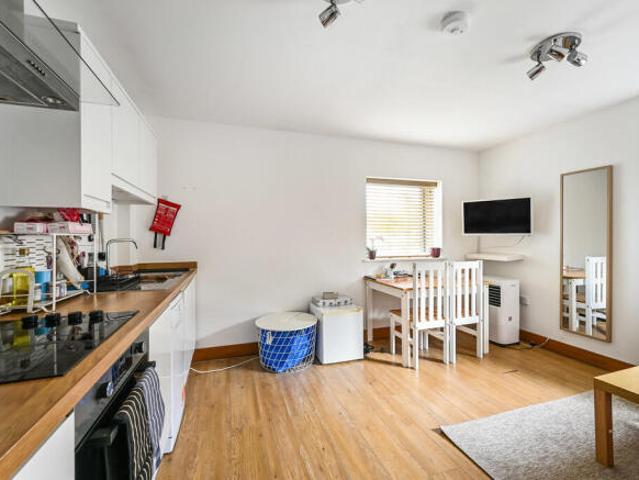 Apartment for rent in Winnall, Hampshire