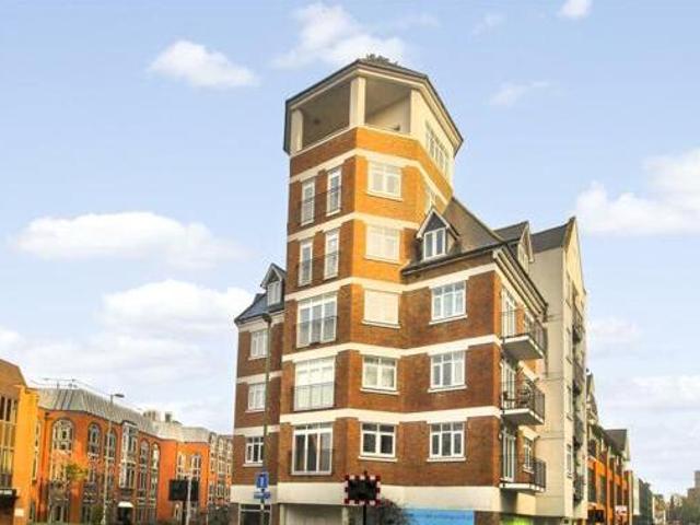 House for rent in Horsell, Woking