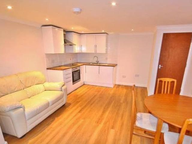 House for rent in Surrey