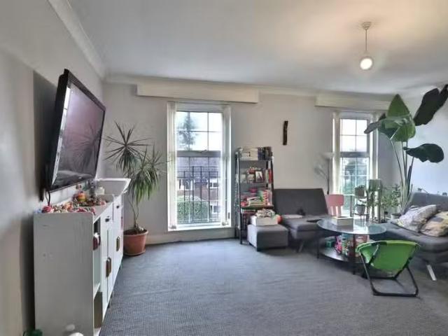 Apartment for rent in Woodvale, Belfast