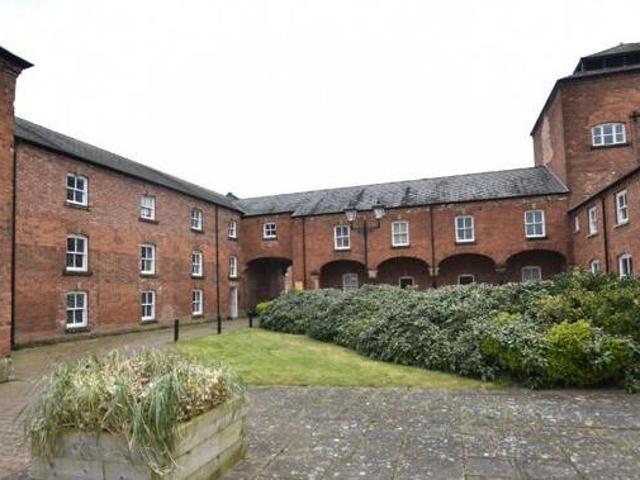 House for rent in Lyons, Greater London