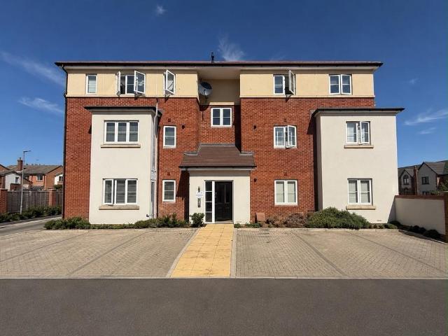 Flat for sale in West Town, Peterborough