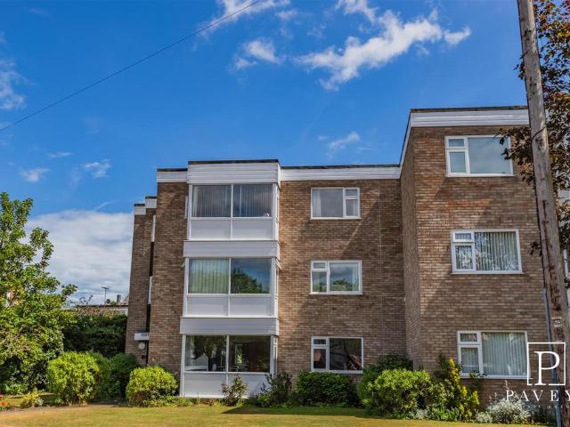 Flat for sale in Frinton and Walton, Dale Hill