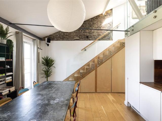 Flat for sale in Kensal Town, Greater London