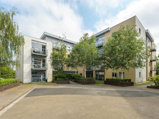 Flat for sale in Battle Field, Tyne And Wear