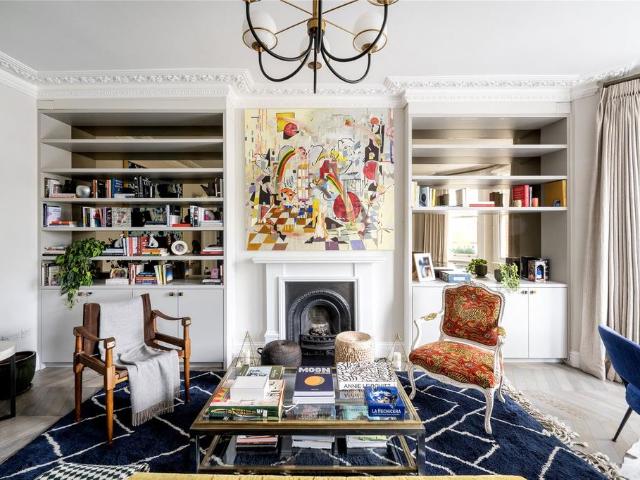 Flat for sale in North Kensington, Greater London