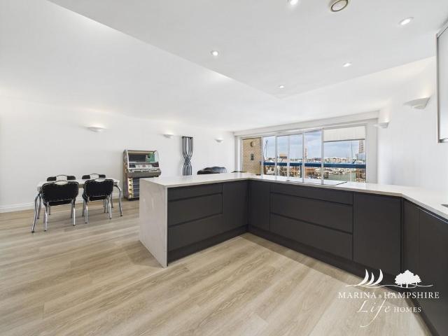 Flat for sale in Port Solent, City Of Portsmouth