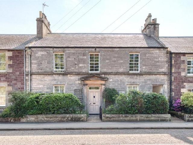 Flat for sale in East Linton, Scotland