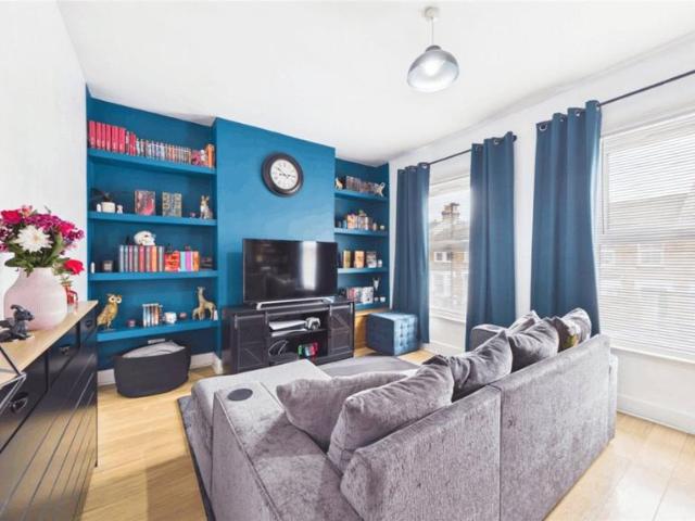Flat for sale in Greater London